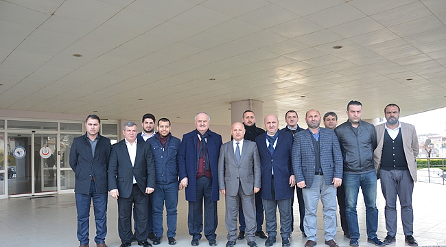 AK Parti’den başhekim ziyareti