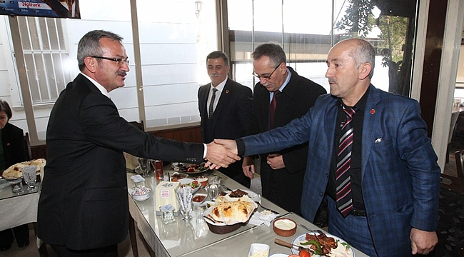 Başkan Köşker Kocaeli'nin muhtarlarını ağırladı