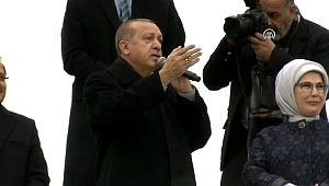 Cumhurbaşkanı Erdoğan'ı Bursa'da dev kalabalık karşıladı