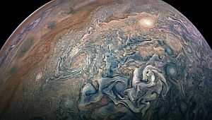 NASA'nın uzay aracı Juno, Jupiter'i görüntüledi