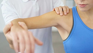 Omuz ağrılarını hafife almayın