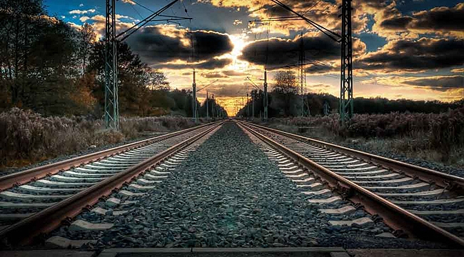 Türkiye'den İran'a tren hattı inşa edilecek