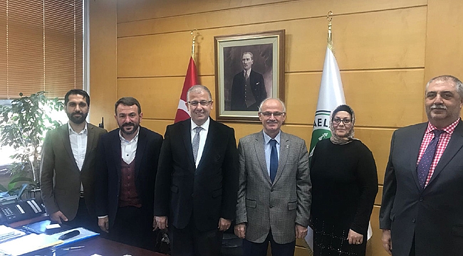 AK yönetimden sağlık ziyaretleri