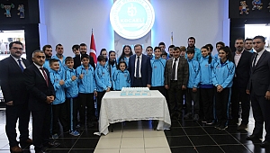 Başarılı sporcular ödüllendirildi!