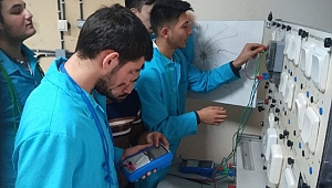 Beyaz Kalplerde elektrik pano montörlüğü kursu