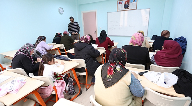 Çayırova Belediyesi'nden eğitime destek