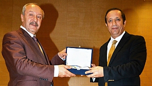 Dilovası'nda "Türkiye ve Ortadoğu" konferansı