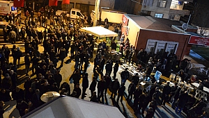 Gebze, şehit evine akın etti!