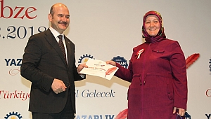 Kursiyerler sertifikalarını Bakan Soylu'dan aldı