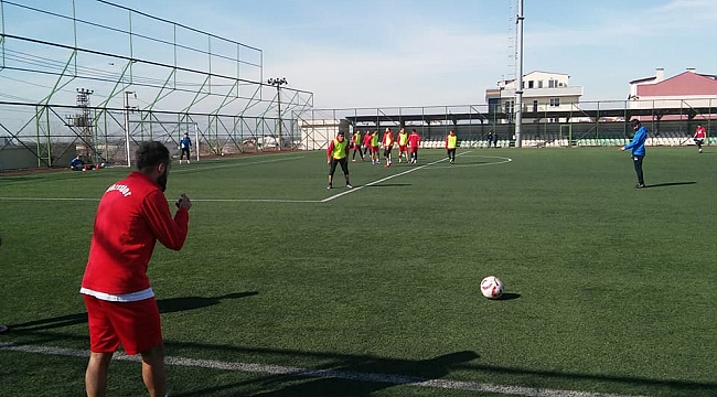 Menekşe’de gündem gol sorunu!