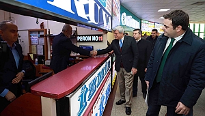 Otobüs Terminalinde esnafı ziyaret etti