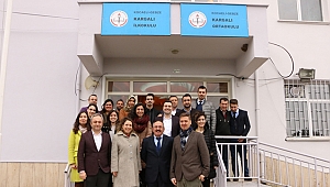 Sepaş gönüllüleri kütüphane yeniledi