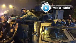 Sevgi seli Mehmetçik'i ağlattı