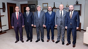 “Siyaset, insanı daha mutlu etmektir”