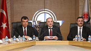 TÜBİTAK’ta devir teslim