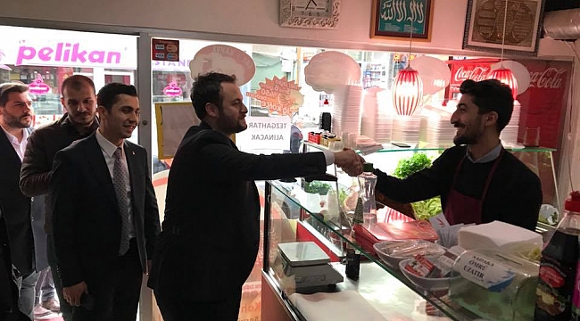 AK Gençlerden Esnaf Ziyareti