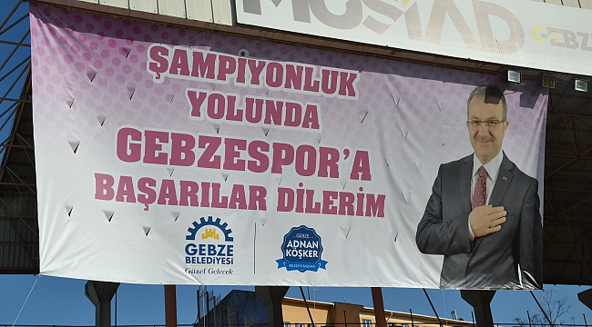 Başkan Köşker’in pankartı yenilendi