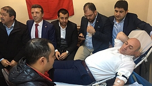 Bıyık, Mehmetçik için kan verdi