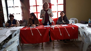 CHP 8 Mart'ı köylü kadınlarla kutladı