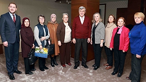 Gariplere ve yaşlılara sıcak yemek