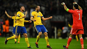 İngiltere'de Juventus turladı