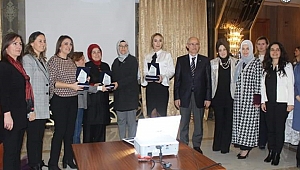 Kentin kadınları bir arada