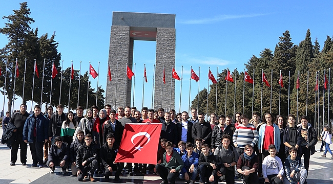 Kılavuz Gençlik Şüheda’nın izinde