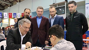 Kocaeli satrancı seviyor!