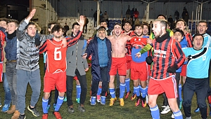 Molla Play-Off sahnesinde!