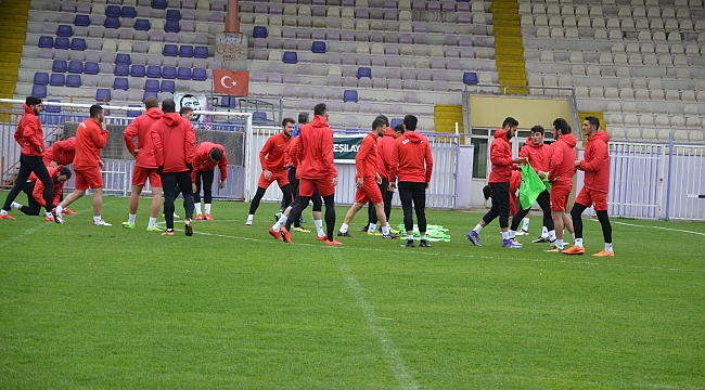 Tam yol ileri