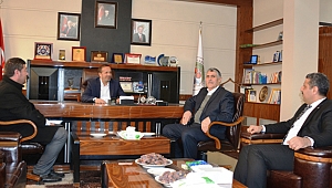 Umre'den dönen Başkan Toltar'a ziyaretçi akını