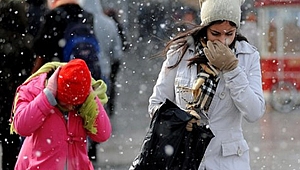 Yüz felcine karşı kulaklarınızı koruyun