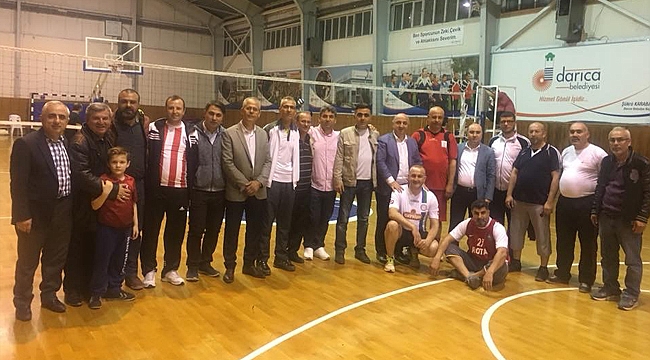 AK Parti Darıca teşkilatları turnuvada ter döküyor