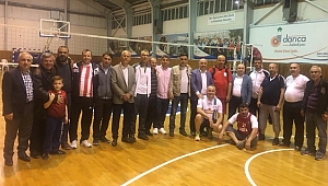 AK Parti Darıca teşkilatları turnuvada ter döküyor