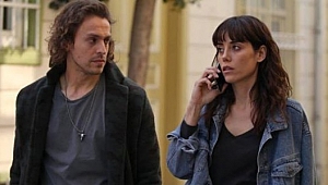 Cansu Dere ile Metin Akdülger aşk arifesinde