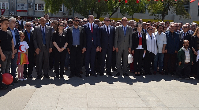 CHP ve İyi Parti 23 Nisan’ı kutladı