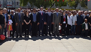 CHP ve İyi Parti 23 Nisan’ı kutladı