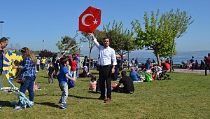 Darıca CHP'den uçurtma şenliği