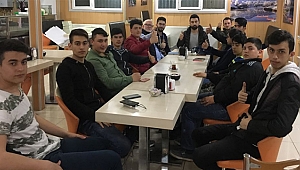 Erbakan Vakfı gençleri çalışıyor