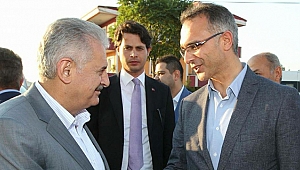 Eski başkan adaylığını açıkladı