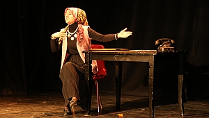 Geleceğin tiyatrocuları sahne aldı