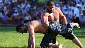 Hünkâr Çayırı Pehlivanları bekliyor