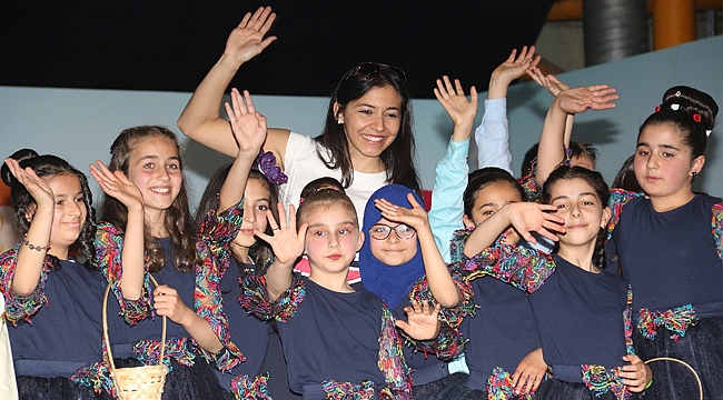 İşitme engelliler için konser verdiler