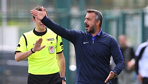 Kendi kendimize yenildik!