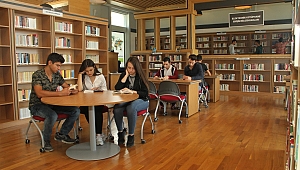 Kütüphanede bir gece