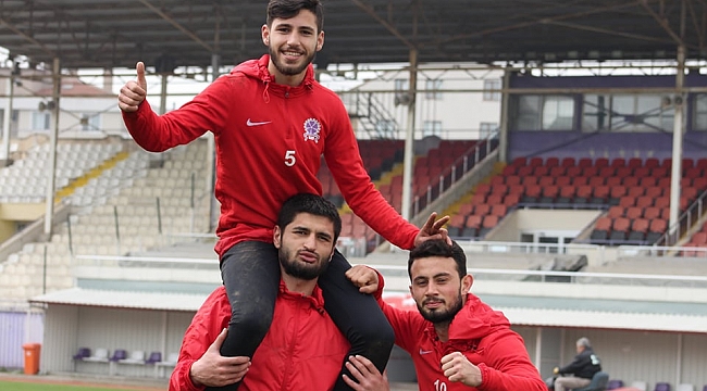 Menekşe’de bahar havası