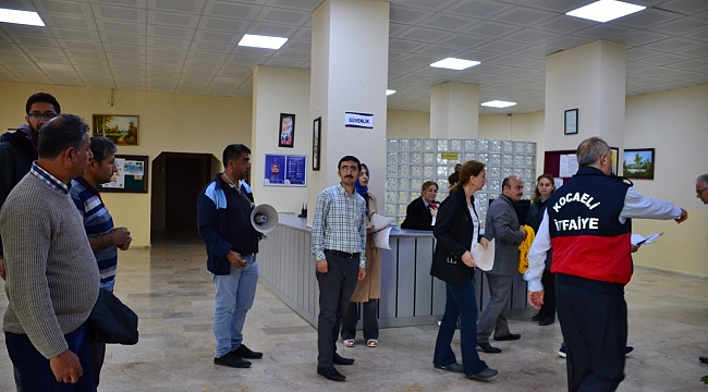 Öğrenci yurdunda tahliye tatbikatı