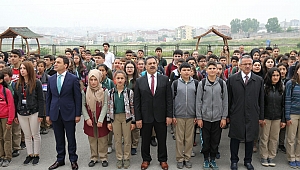 Protokol bayrak töreninde