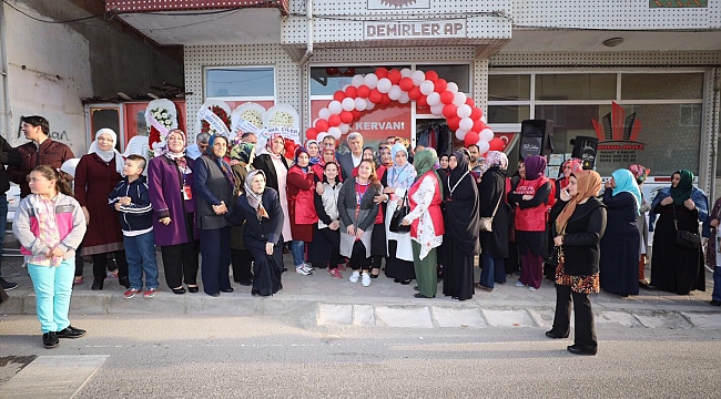 "Yaptığımız işlerin merkezinde insan var"