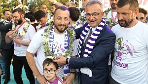 100 Bin TL’si olan var mı?